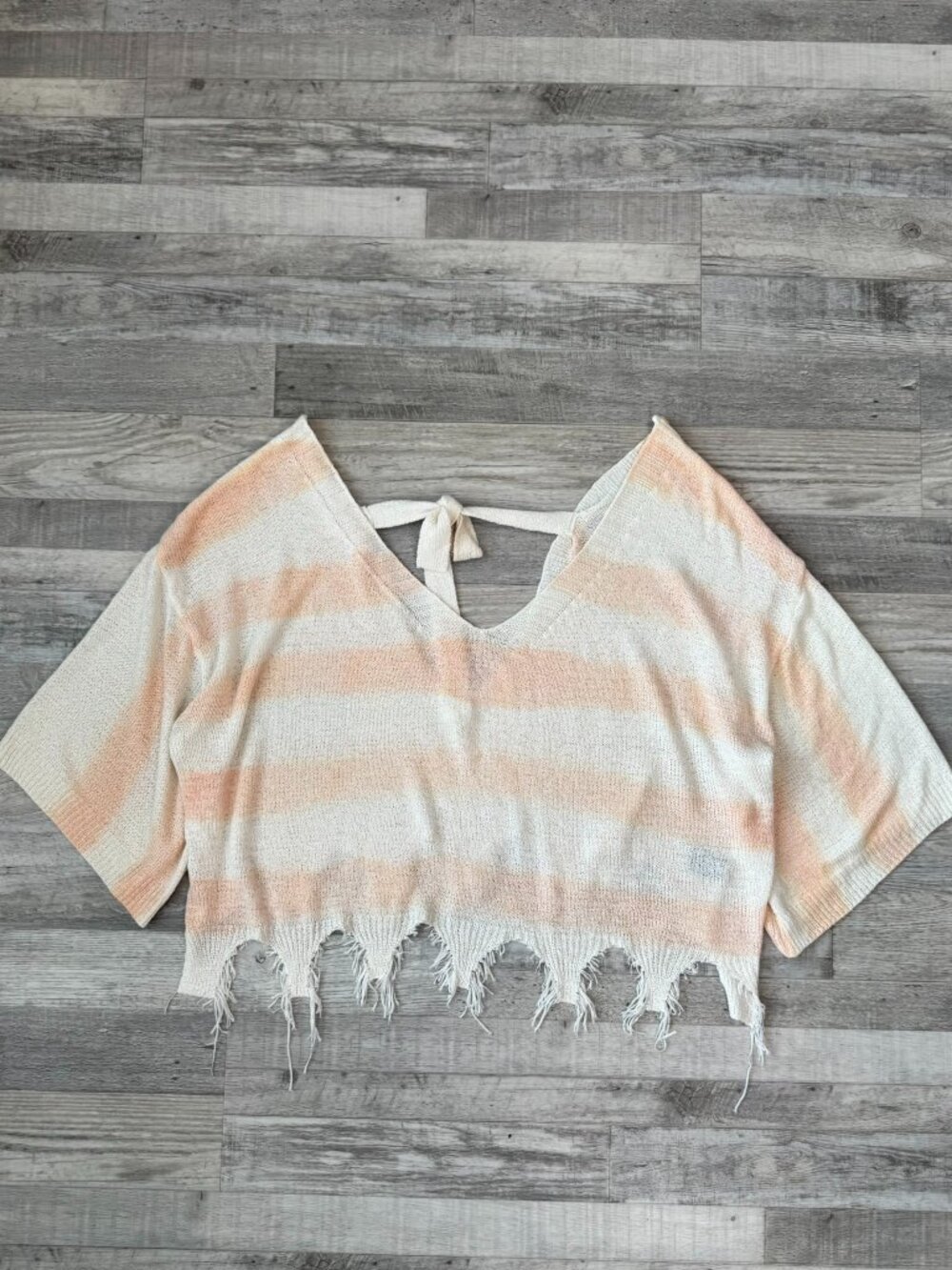 POL Pink White Distressed Crop Sweater Size Large Elbow Sleeve, Raw Hem B20